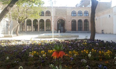 مال کاکه احمد له کوردستان